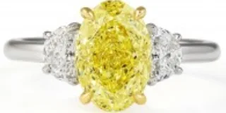 573455972-sor-37381-oval-yellow-diamond-with-half-moons_副本