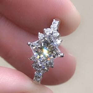 IGI Princess Cut Diamond 18K Gold Ring