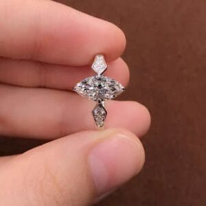 18K Gold Classic Marquise Ring