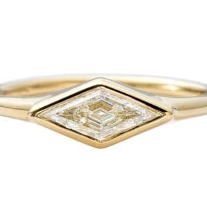 18K Gold Rhombus Morganite Ring