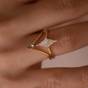 Rhombus Morganite Ring 18K Gold